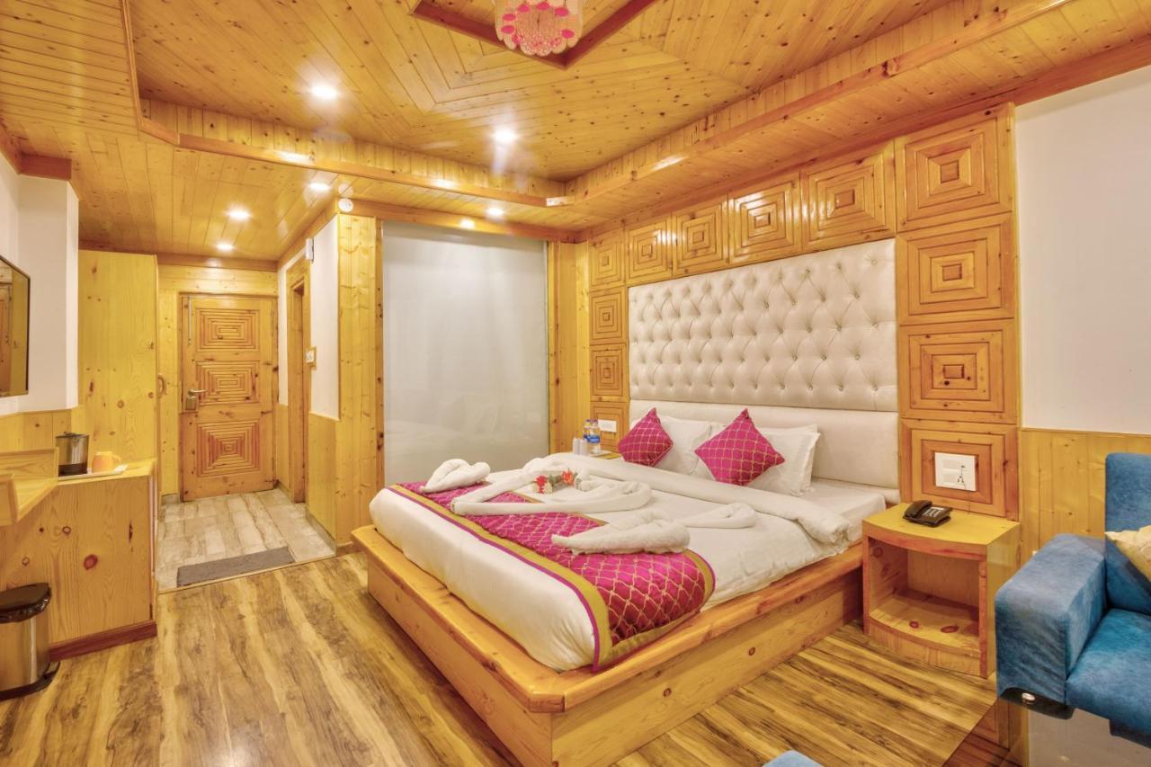 Goroomgo Hotel Daddy Manali Exterior photo