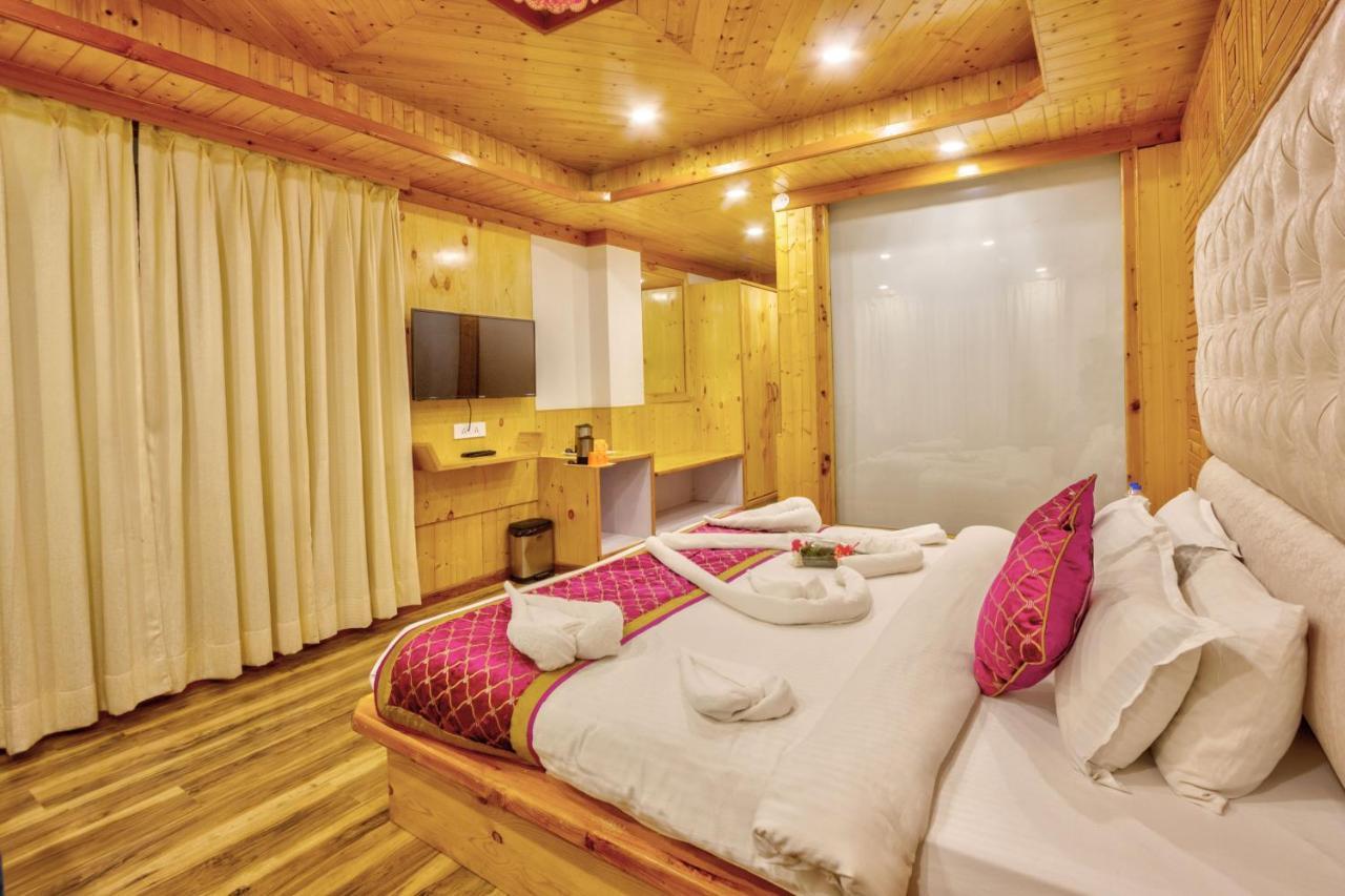 Goroomgo Hotel Daddy Manali Exterior photo