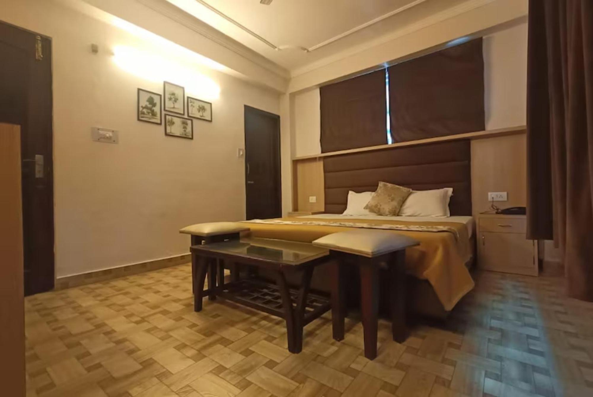Goroomgo Hotel Daddy Manali Exterior photo